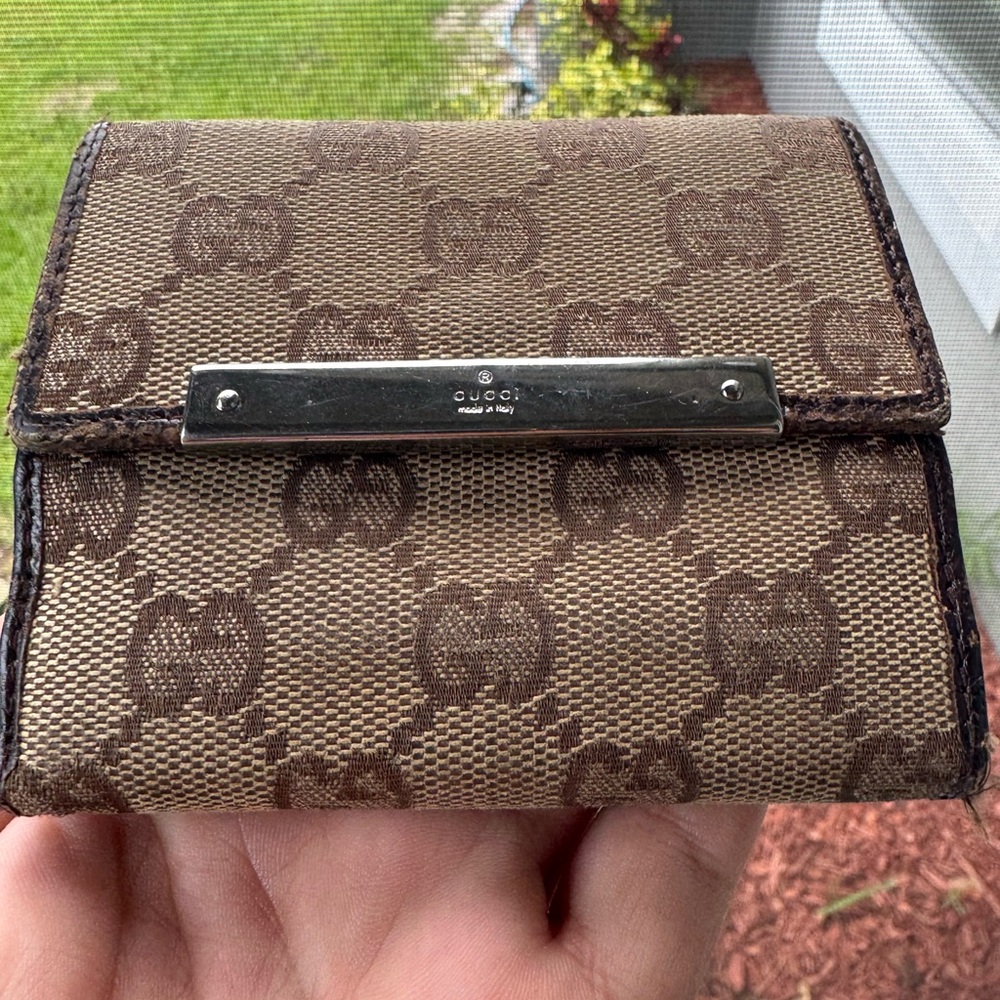 Gucci Brown GG Supreme Canvas Small Wallet with Silver Plate - Picture 4 of 16